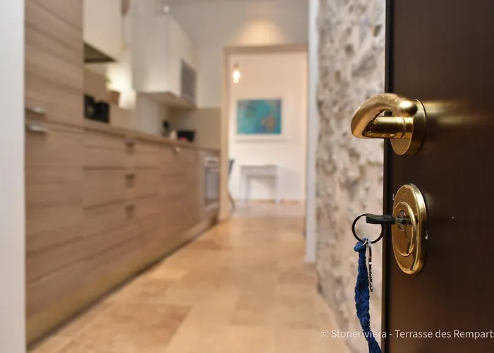 Tdr - Fabulous - 5 Stars Terrace - 4pax Old Town Apartment